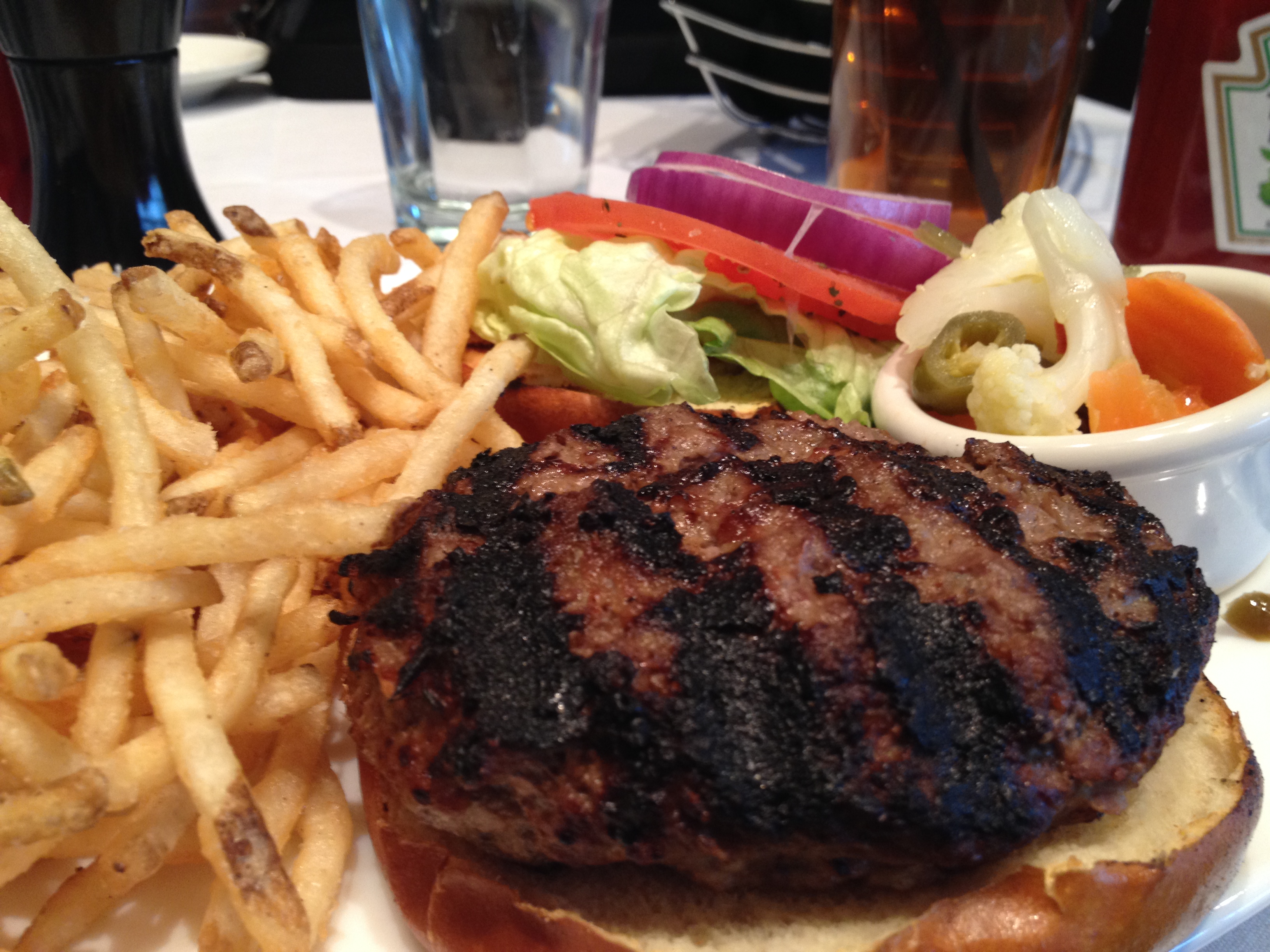 Burger Review - Figlio&#39;s in St Louis Park MN | Minneapolis Burgers